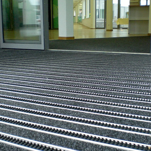 Diplomat LRCB (with ribbed carpet and cassette brush)